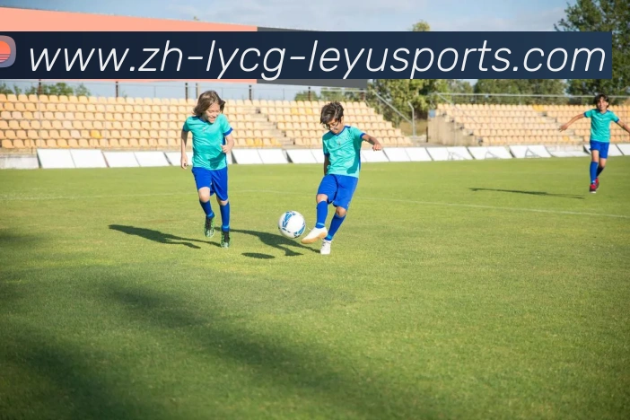 足球微量元素补充是否在比赛后维持球员身体机能平衡中发挥作用